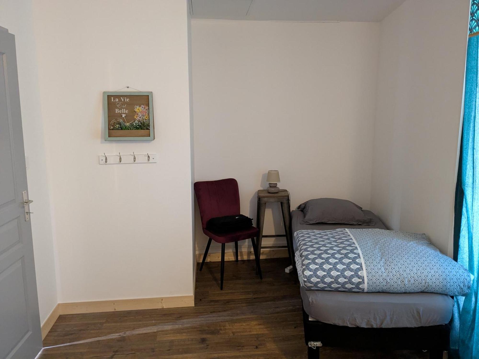 Bed and Breakfast Chez Cornelia Эстен Экстерьер фото