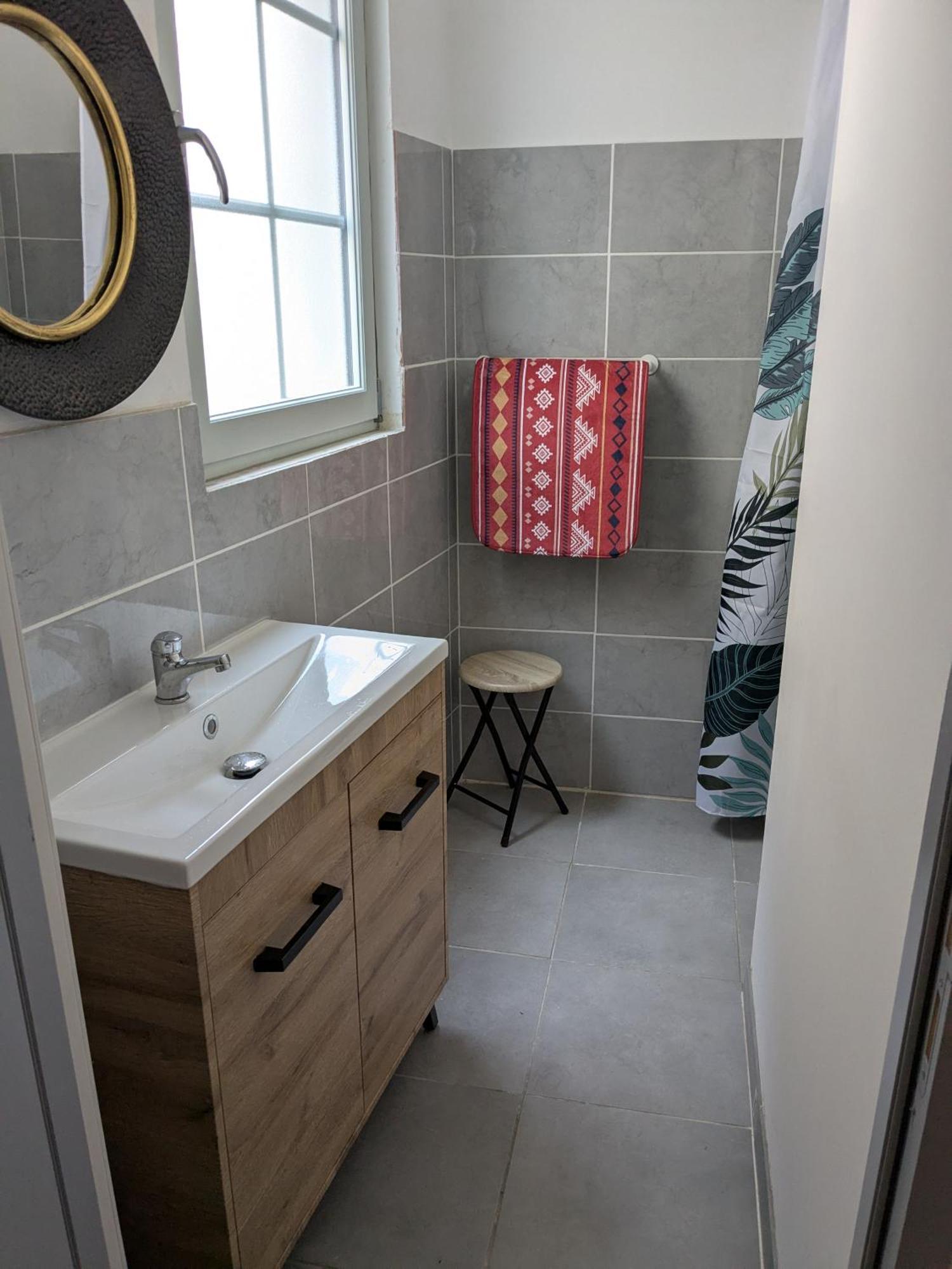 Bed and Breakfast Chez Cornelia Эстен Экстерьер фото